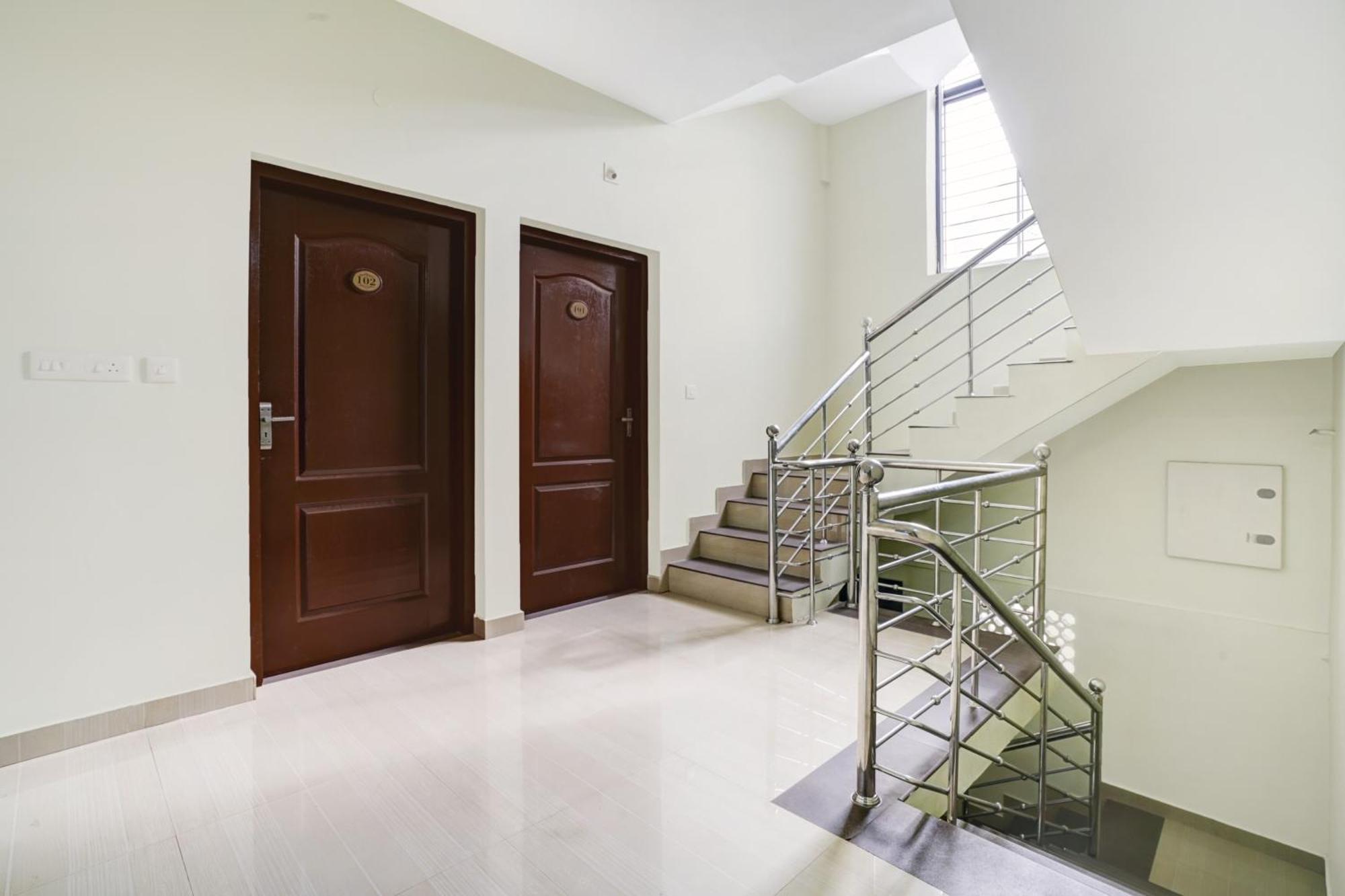Hotel O Grand Residency Ambalapulai Exterior photo